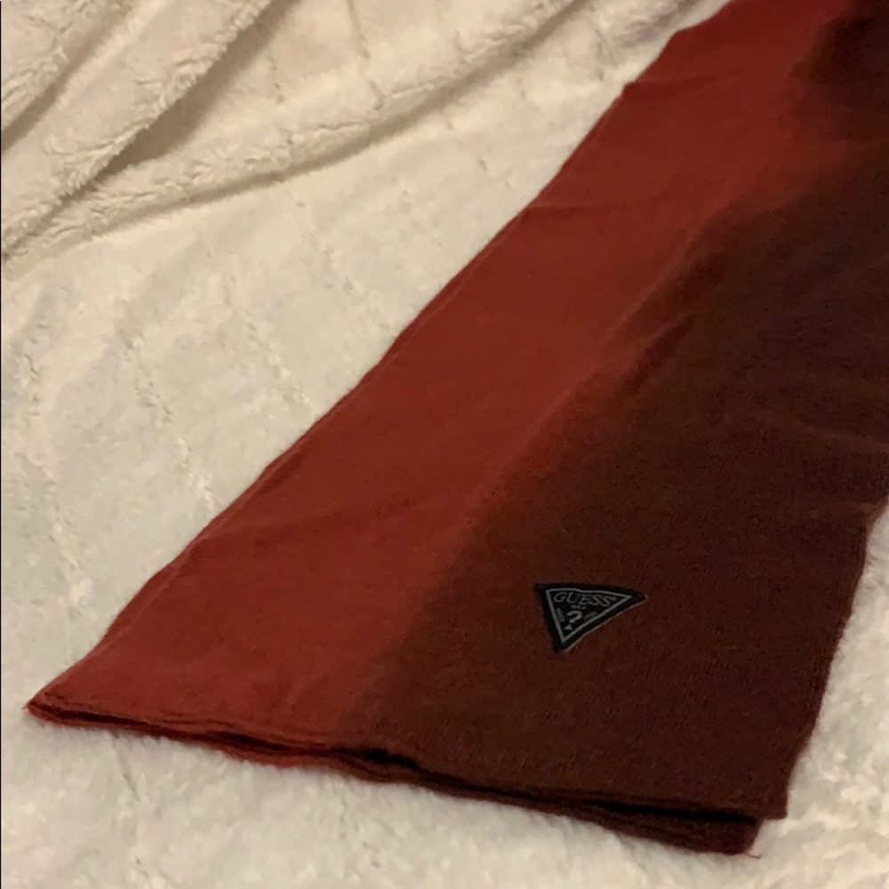 NWOT Guess Deep Rusty Red Ombré Scarf🧣
